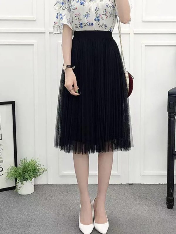 Elegant Tulle Skirt - Image 2