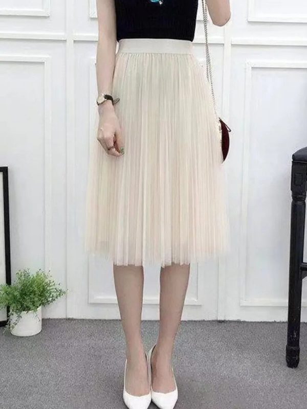 Elegant Tulle Skirt - Image 4